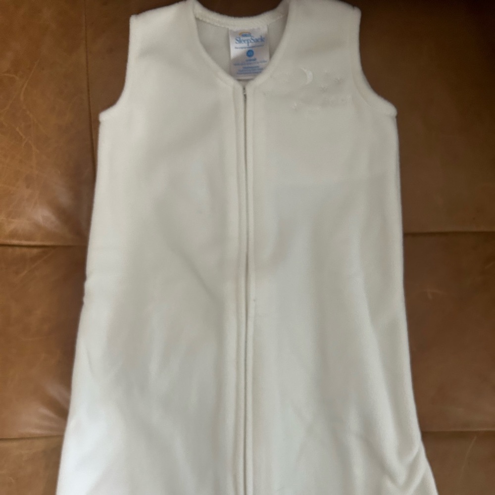 New never used Halo Sleep Sack XS